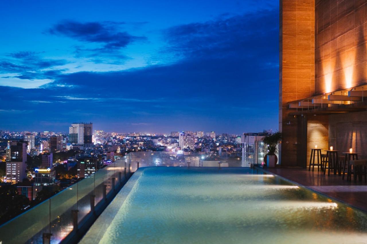 7 Awesome Rooftop Swimming Pools In Ho Chi Minh City - Vietnam Is Awesome