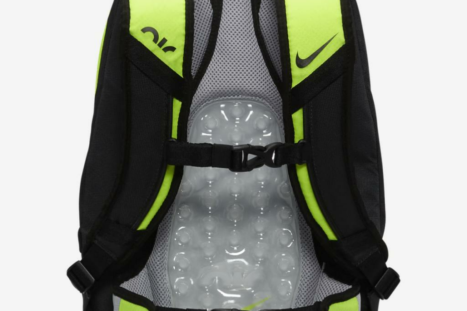 Nike Air Max Backpack (17L). Nike Lu