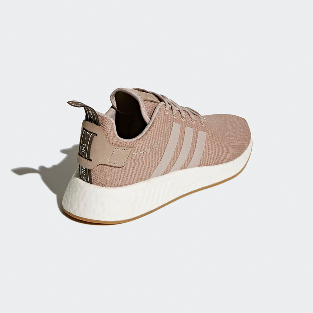 Giày Adidas Nmd R2 Chính Hãng Xách Tay Giá Rẻ Tp.Hcm - Uy Tín