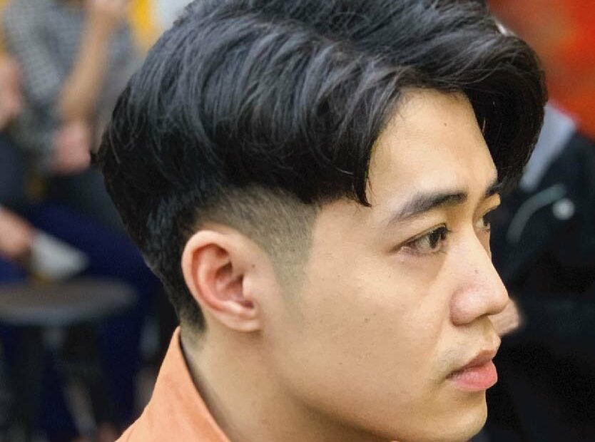 Side Part 7/3 Là Gì? Top 4 Kiểu Tóc Nam 7/3 Biến Bạn Thành Soái Ca Hàn Quốc