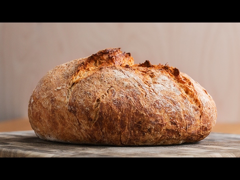 Homemade Dutch Oven Bread